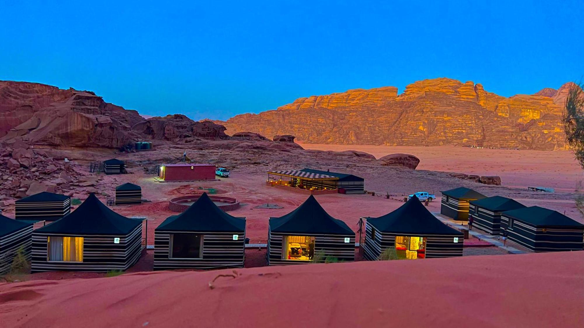 Star Camp & With Tor Hotel Wadi Rum Luaran gambar