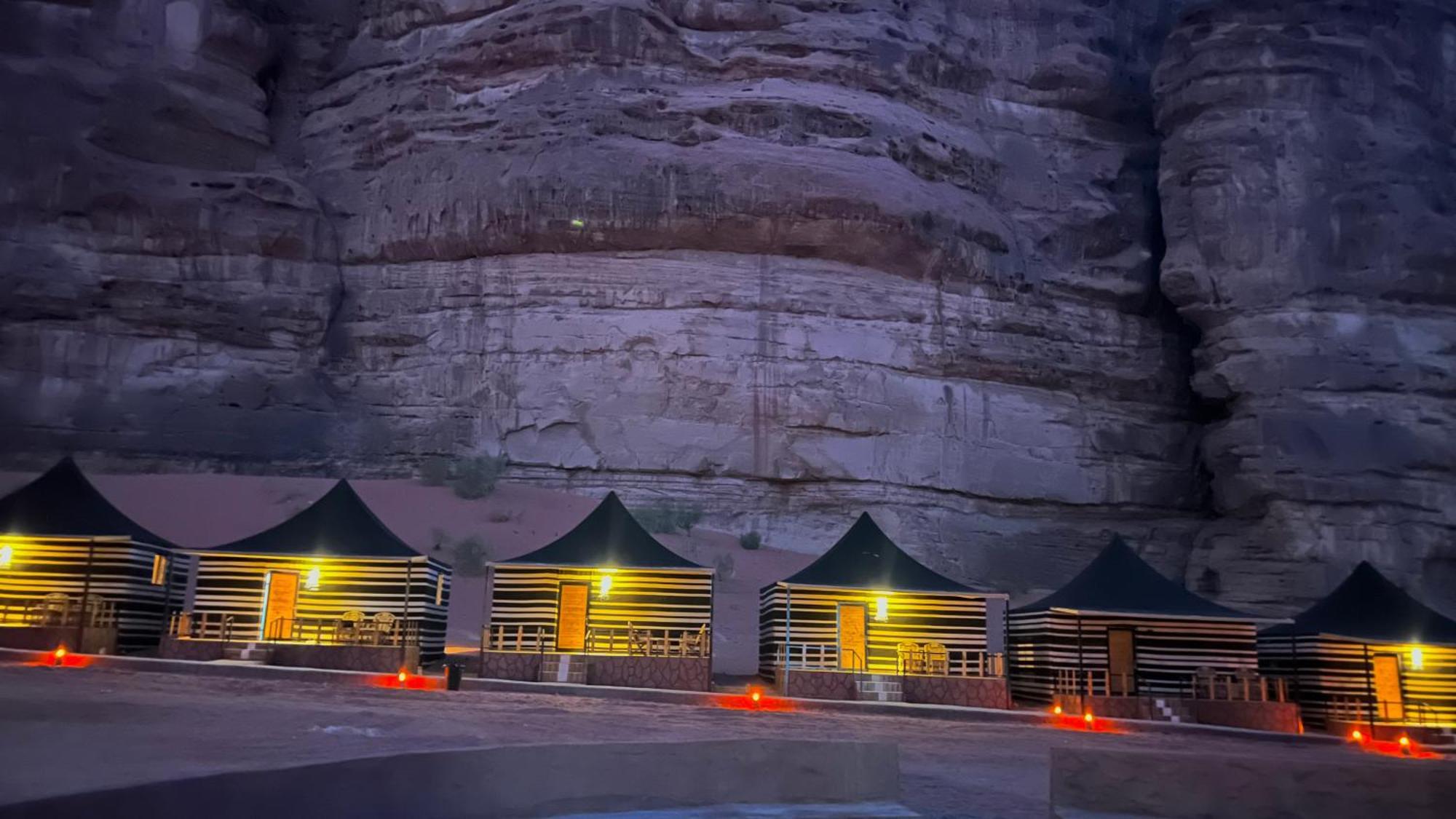 Star Camp & With Tor Hotel Wadi Rum Luaran gambar
